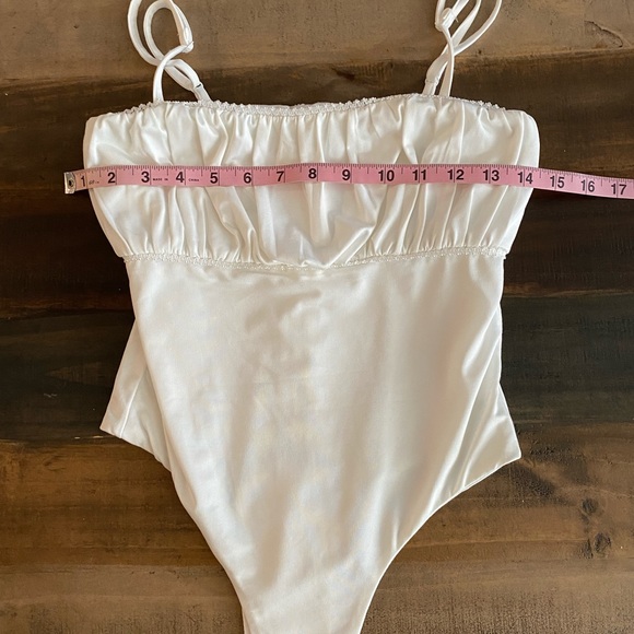 NWOT Princess Polly Bodysuit - Picture 9 of 10